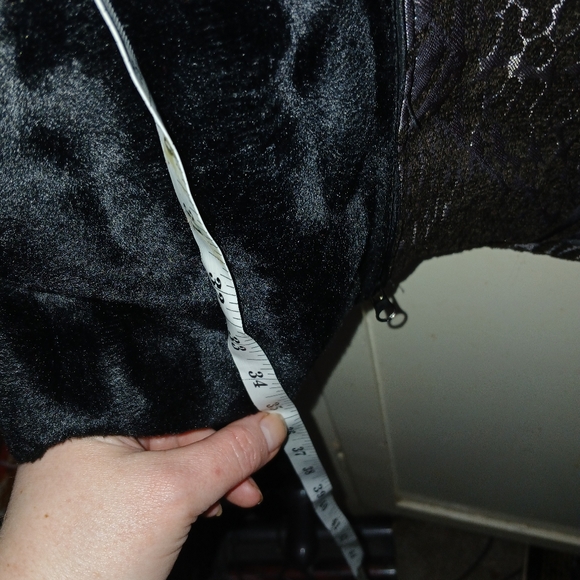 Lindi size large coat - Picture 8 of 11